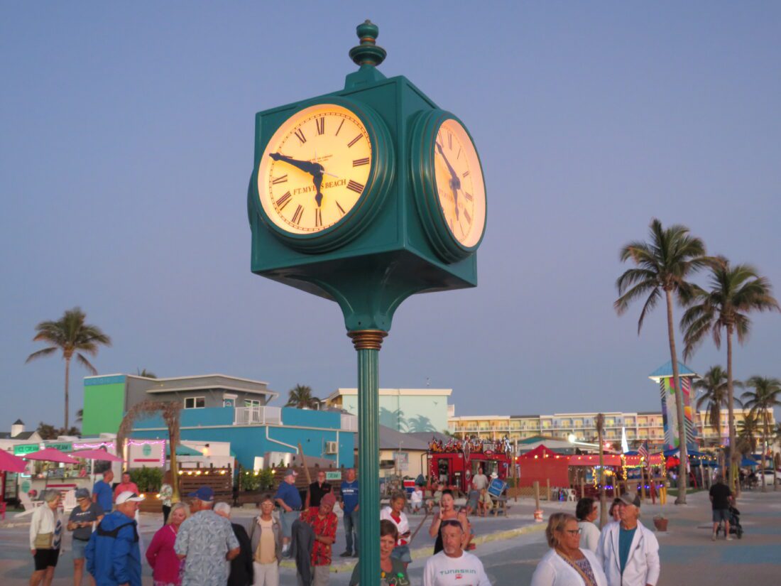Return of the Times Square Clock - FORT MYERS - Beach Observer and ...